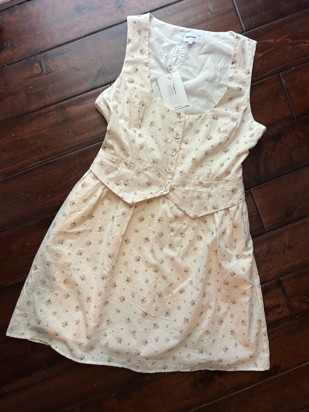 NWT Aureum Sleeveless Cream Floral Button-Front Dress